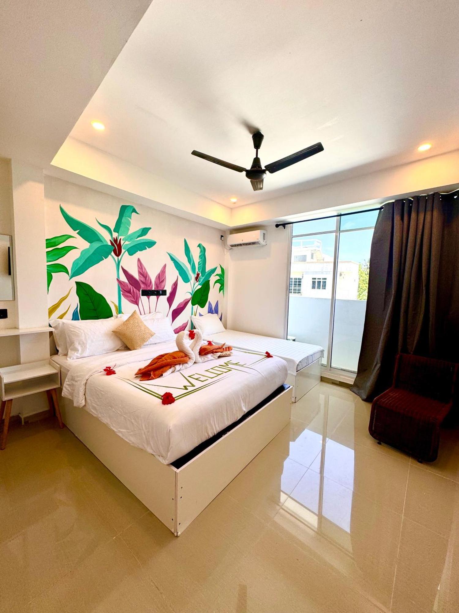 Sands Garden Hotel Thoddoo Esterno foto