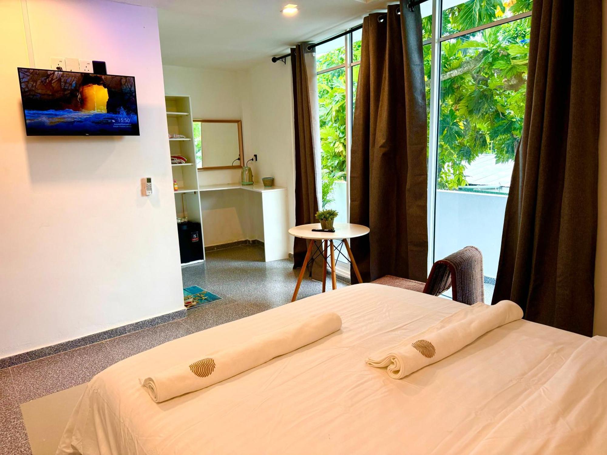 Sands Garden Hotel Thoddoo Esterno foto