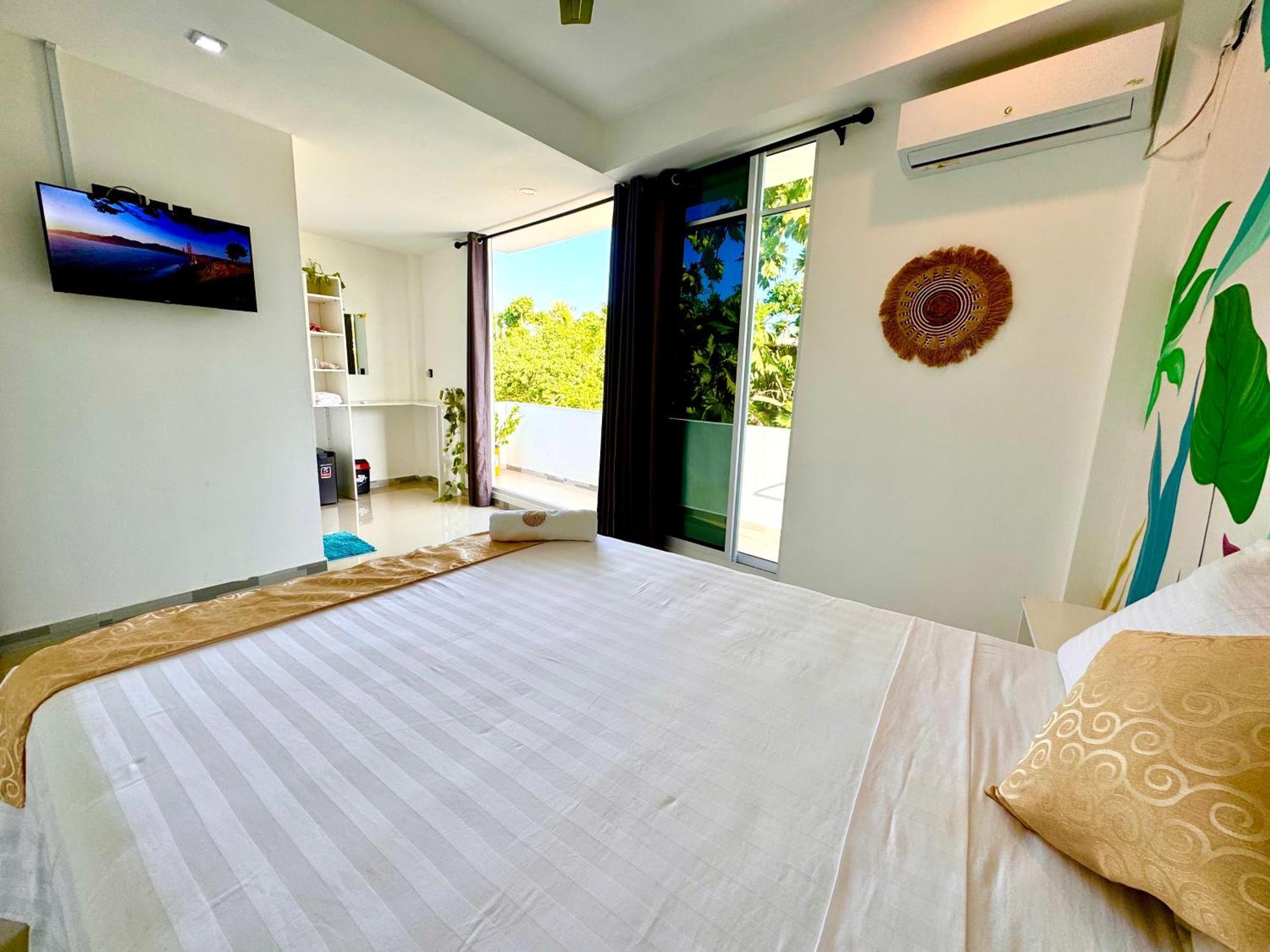 Sands Garden Hotel Thoddoo Esterno foto